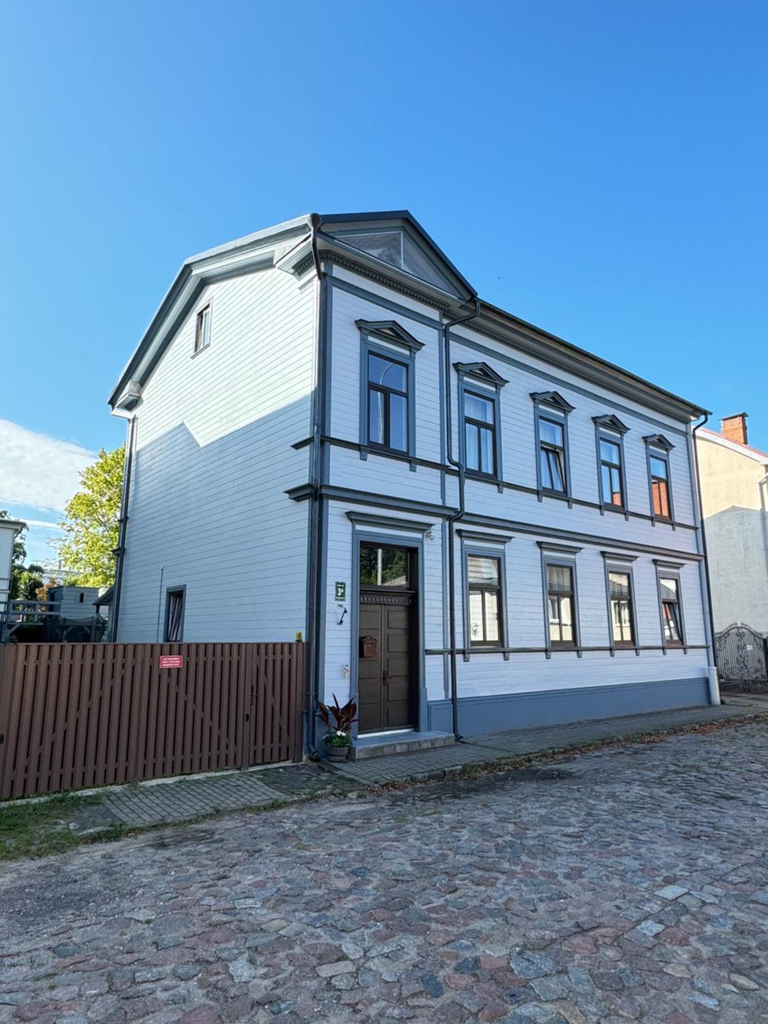 555 Метров До Моря Liepāja Buitenkant foto